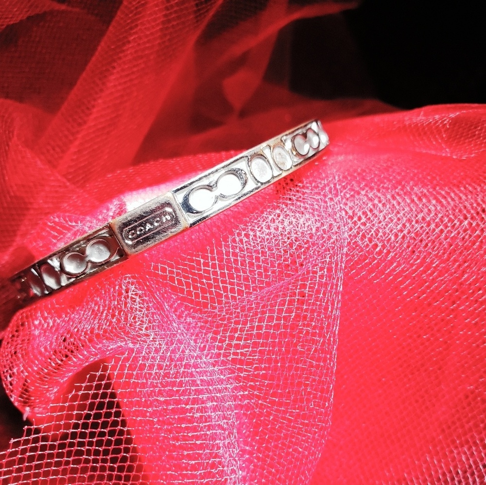 COACH SILVER BANGLE